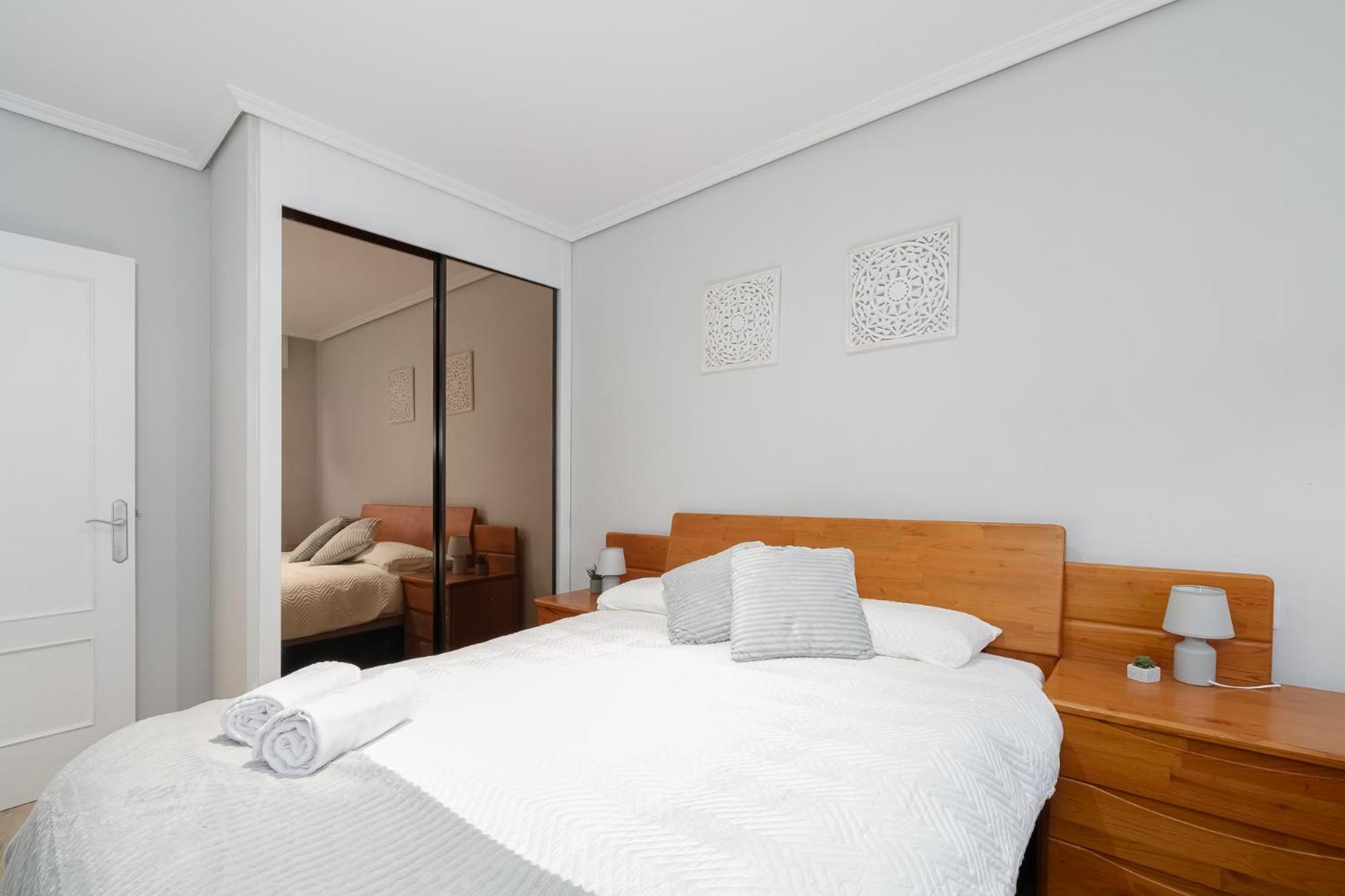 Estilo Y Comodidad Con Parking By Cabana Rentals فيجو المظهر الخارجي الصورة